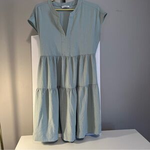 Light Green Calvin Klein Tier Dress, Size 8